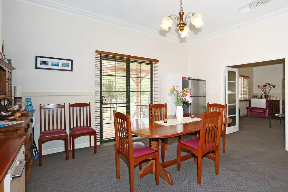 Busselton Guest House Екстер'єр фото